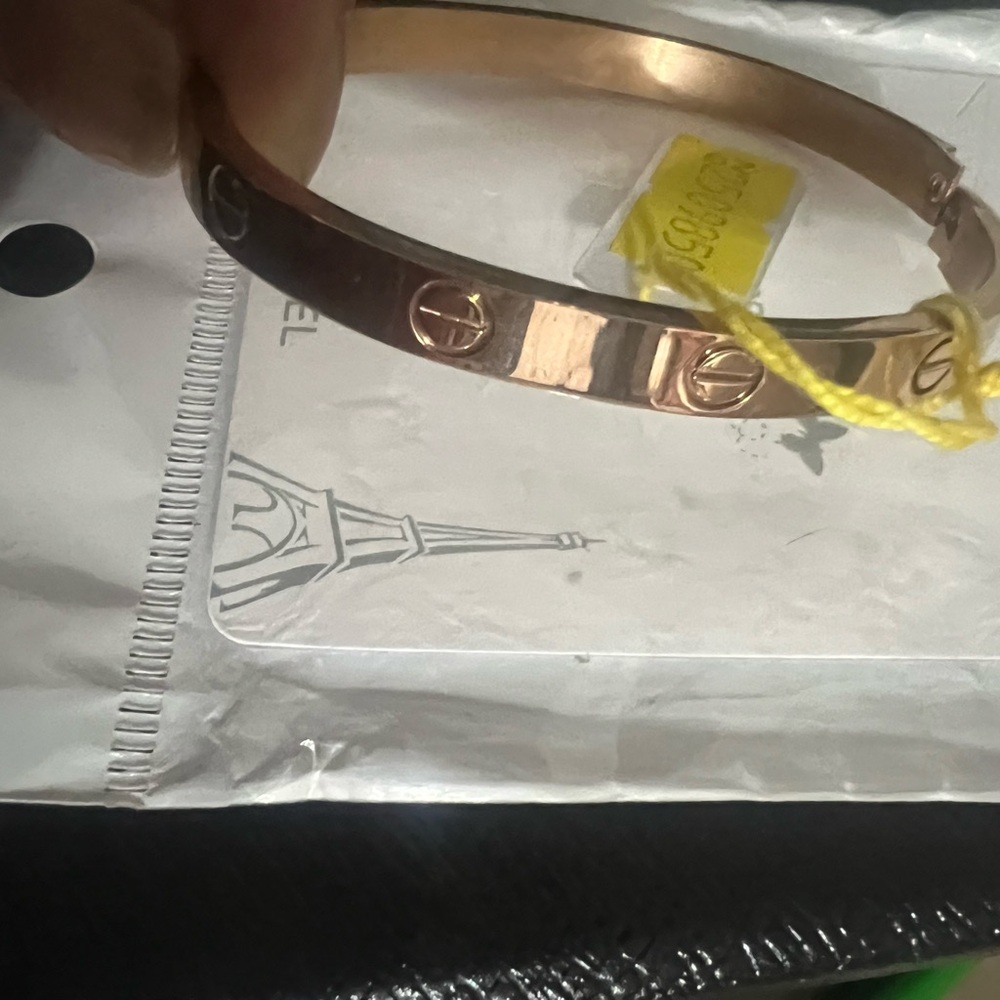 RoseGold Bracelet for Women , for everyday use - Picture 6 of 14